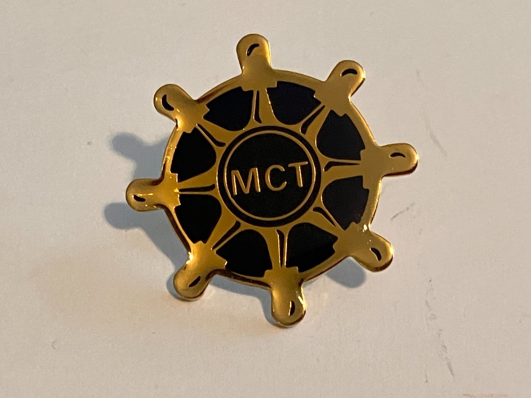 Placchette & Badge: 1 Pin MCT – Usato da Basel venduto da djwwpp