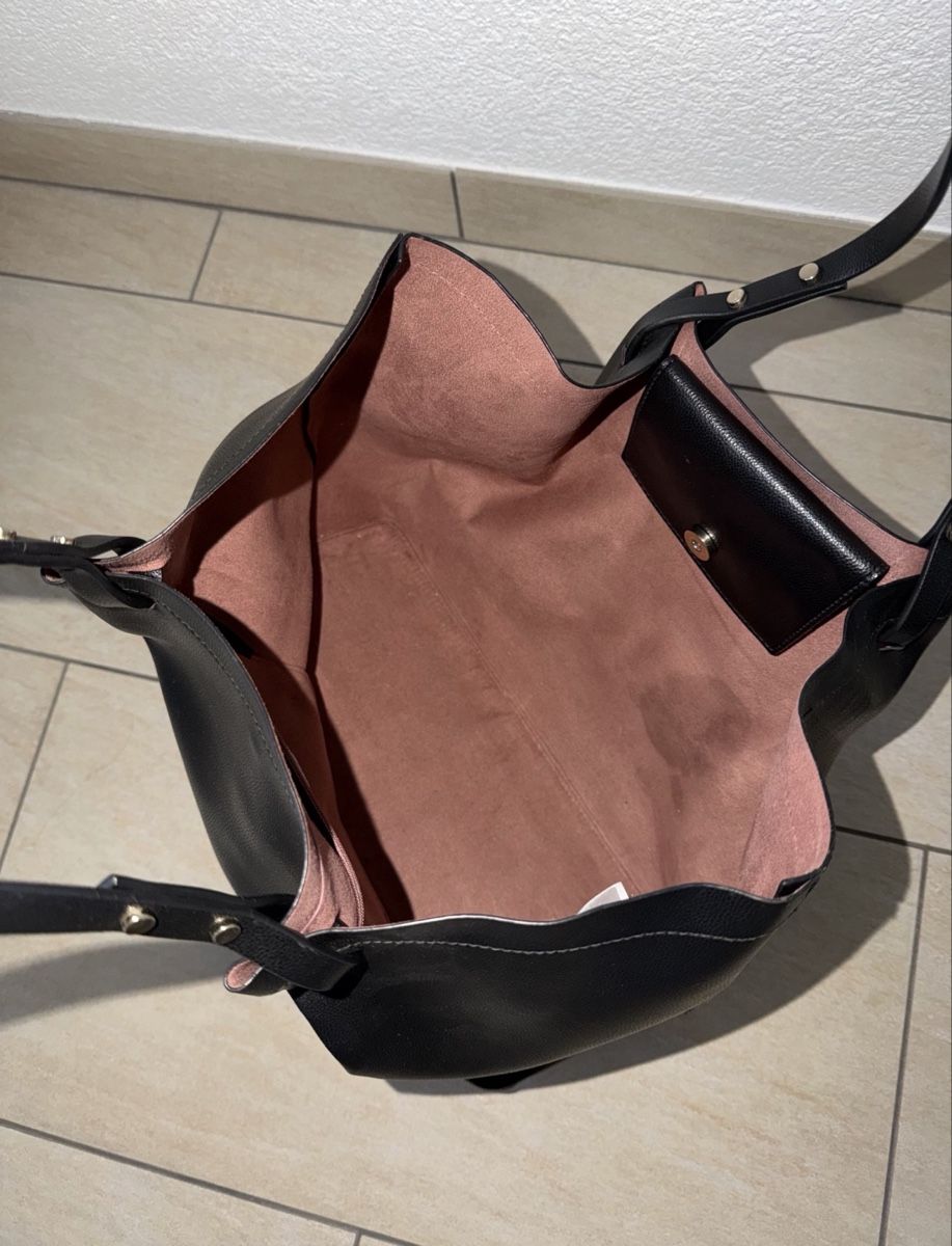 H&M Borse da donna: Schwarze Shopper-Tasche  – Usato da Oftringen venduto da soraia.i 2