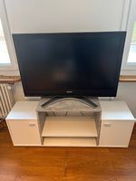 Fernseh inkl. TV Möbel und HDMI Kabel