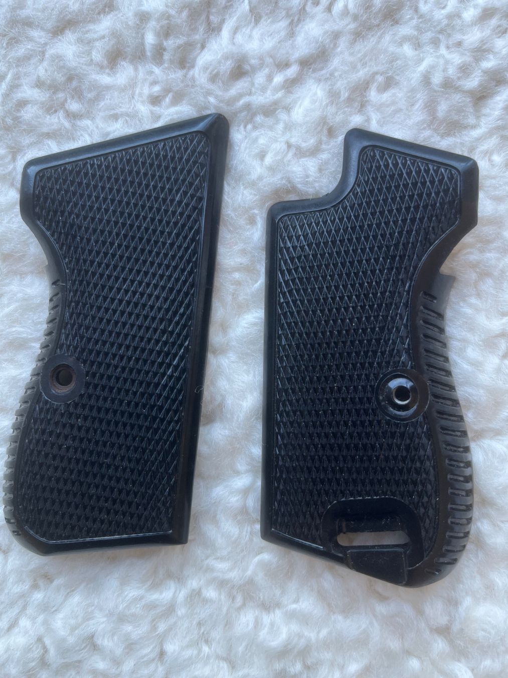 Schützensport: Griffschalen  SIG 210/P49 – Gebraucht aus Magden von Hornet2