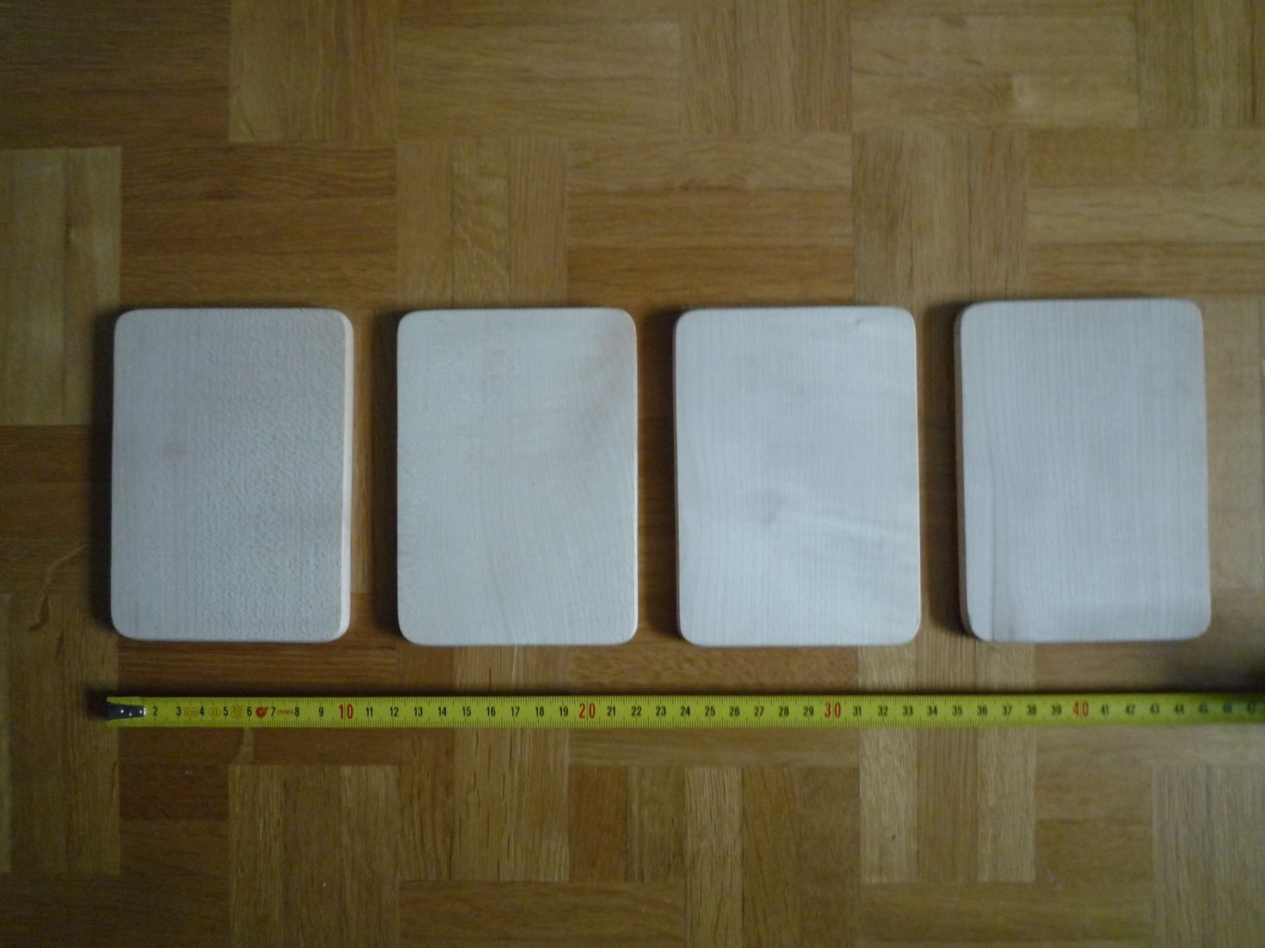 Articoli in legno: 4 kleine Holzbrettchen – Nuovo (secondo la descrizione) da Rafz venduto da Sonnenblume305