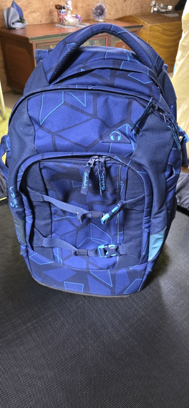 Sacs & sacs à dos: Schultasche – Neuf (Voir description) à Aeschi SO par trindade
