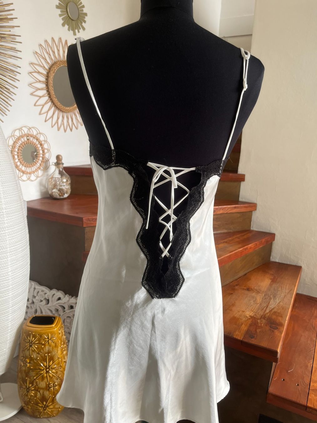 Altra biancheria intima: Nuisette satinée S – Usato da Seiry venduto da vanille08 3