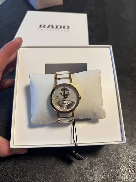 Montres: Rado – Neuf avec emballage d'origine à Adliswil par buk_lv87 2