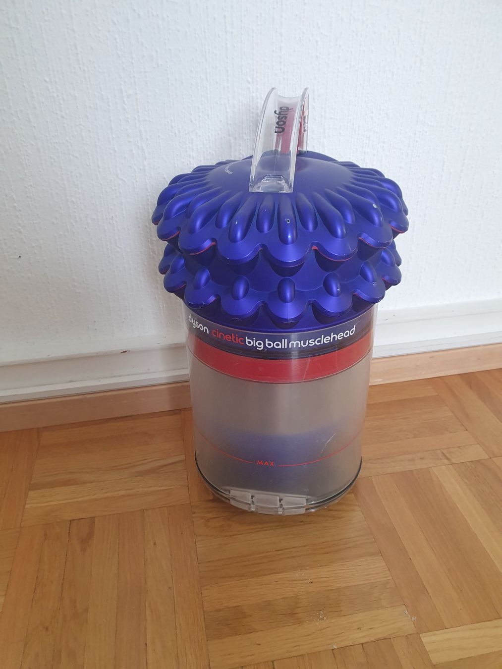 Dyson Aspirapolveri & Accessori: Cyclone Dyson Cinetic Big Ball occasion – Usato da Prilly venduto da RoDyRe