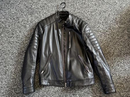H&M Kunstlederjacke