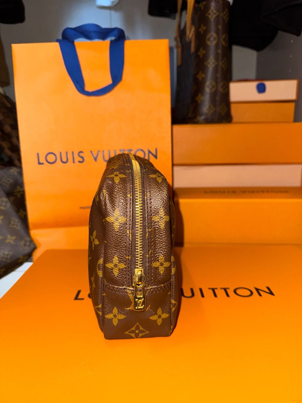 Louis Vuitton Sacs femmes: Louis Vuitton Necessaire PM – D'occasion à Widnau par Pukpan_99 1