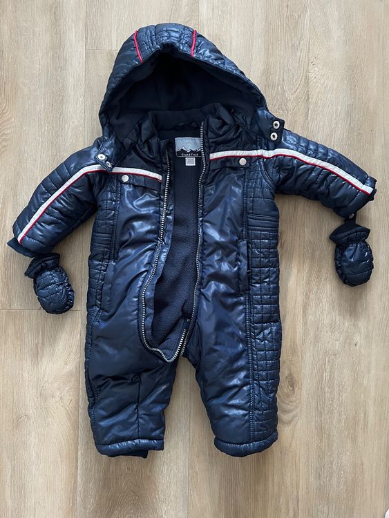 Chicco Snowsuit mit Handschuhe gr 68 Acheter sur Ricardo