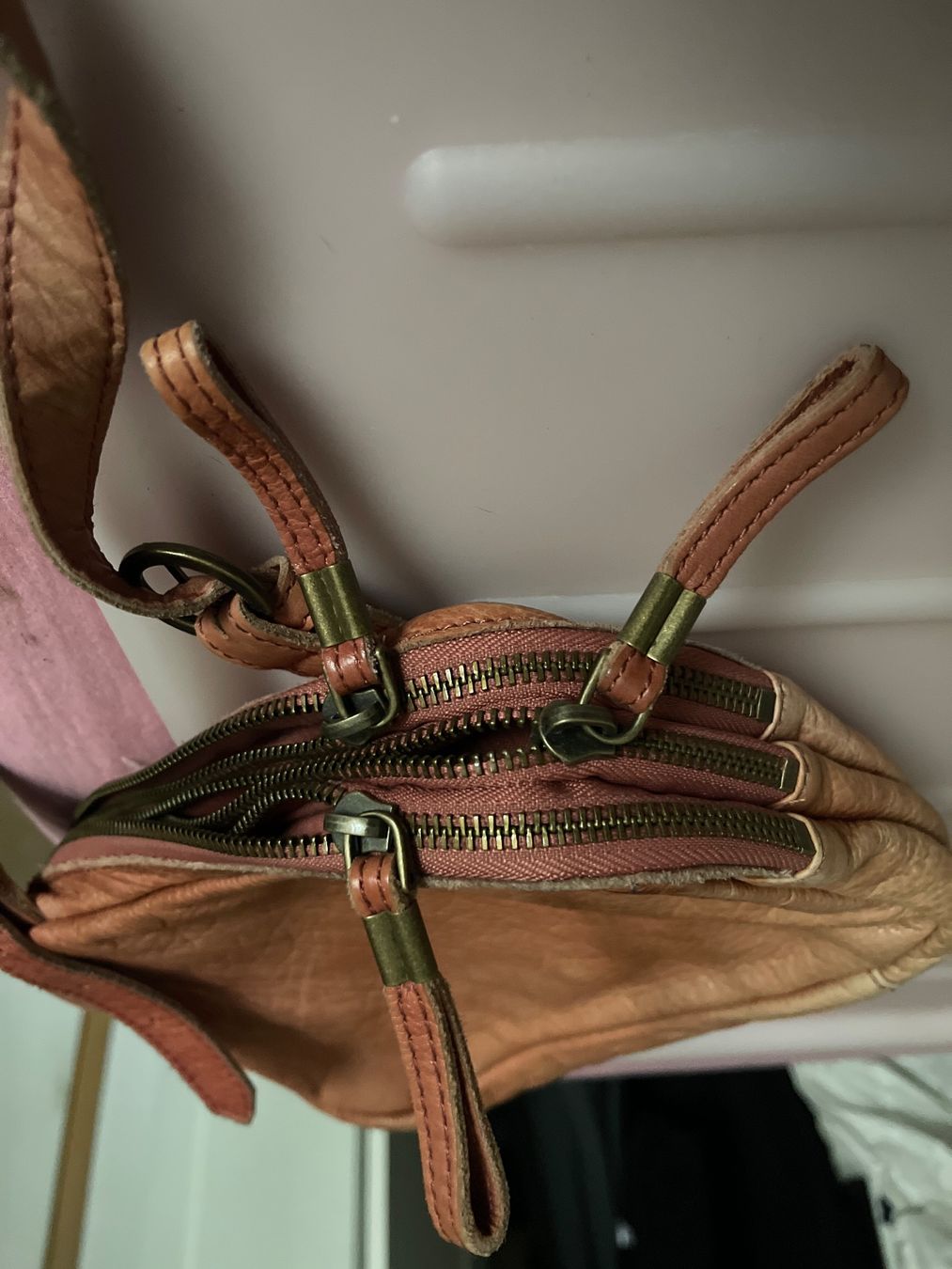Liebeskind Taschen für Damen: Liebeskind Tasche – Gebraucht aus Hinterkappelen von lid_9h7j 4