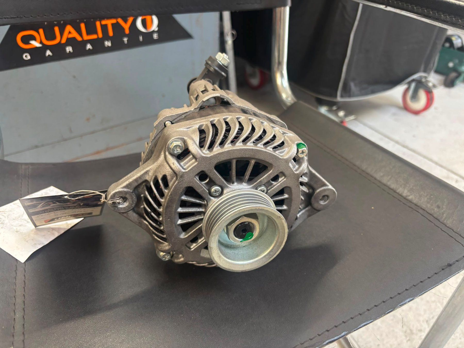 Subaru Tutti pezzi di ricambio auto: Alternator Lucas LRA02810 Subaru – Usato da Gersau venduto da Seegar 2
