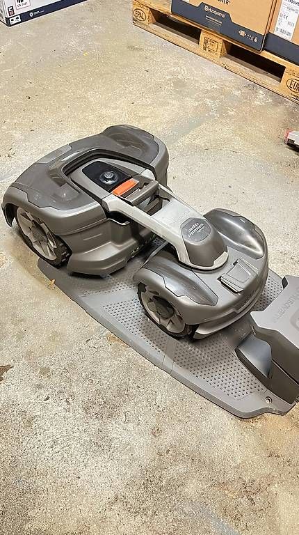 Tagliaerba: ZU VERKAUFEN Automower 435X AWD – Usato da Villigen venduto da maehen
