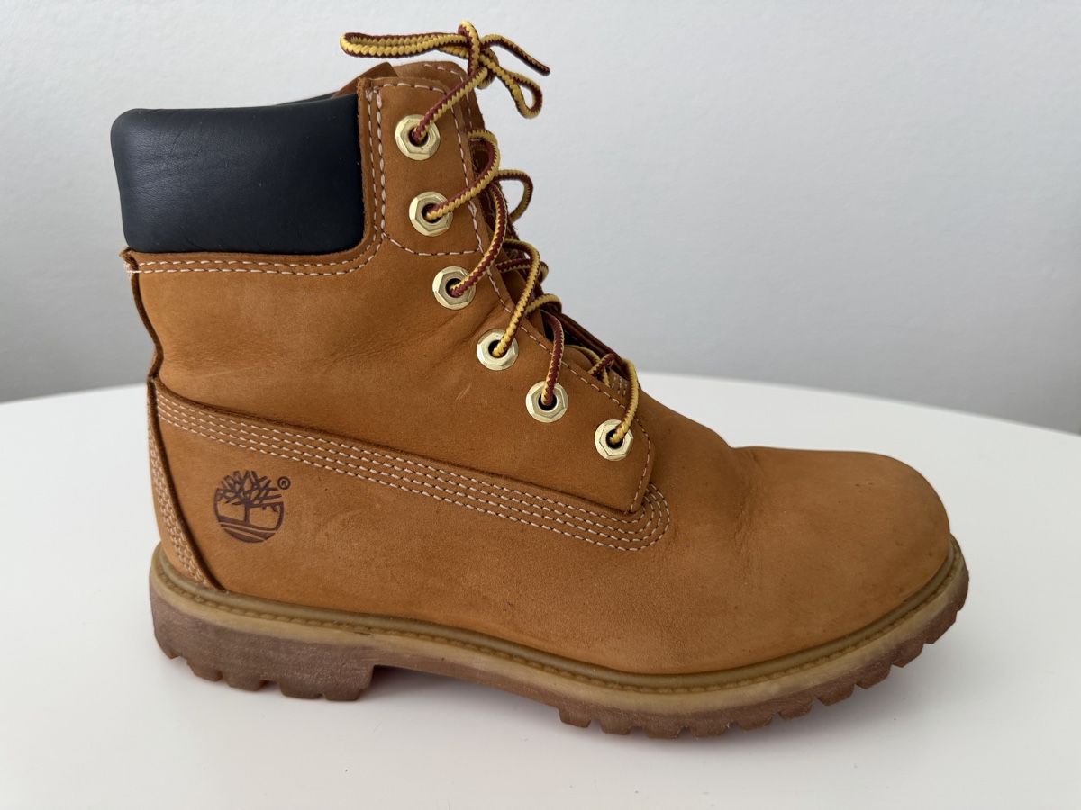Timberland Scarpe da donna: Timberland Boots, Gr. 38 / 7.5, braun – Usato da Jona venduto da dar_k2v9 2