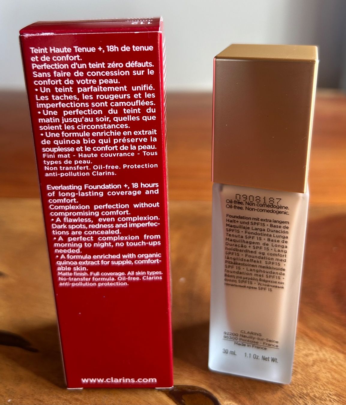 Clarins Make-up: Clarins Foundation – Nuovo e nell'imballaggio originale da Wil SG venduto da Bitzitom 1