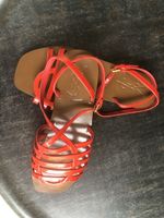 Sandalen von YSL