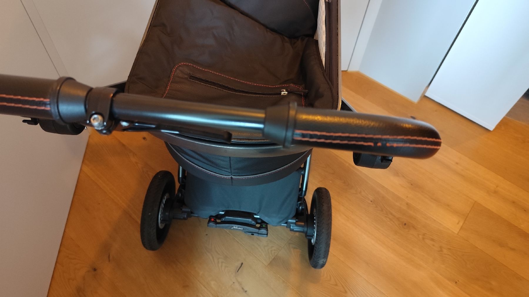 Hartan Kinderwagen: AMG Collection Kinderwagen, leicht defekt – Gebraucht aus Dietikon von zwe_6xhb 7