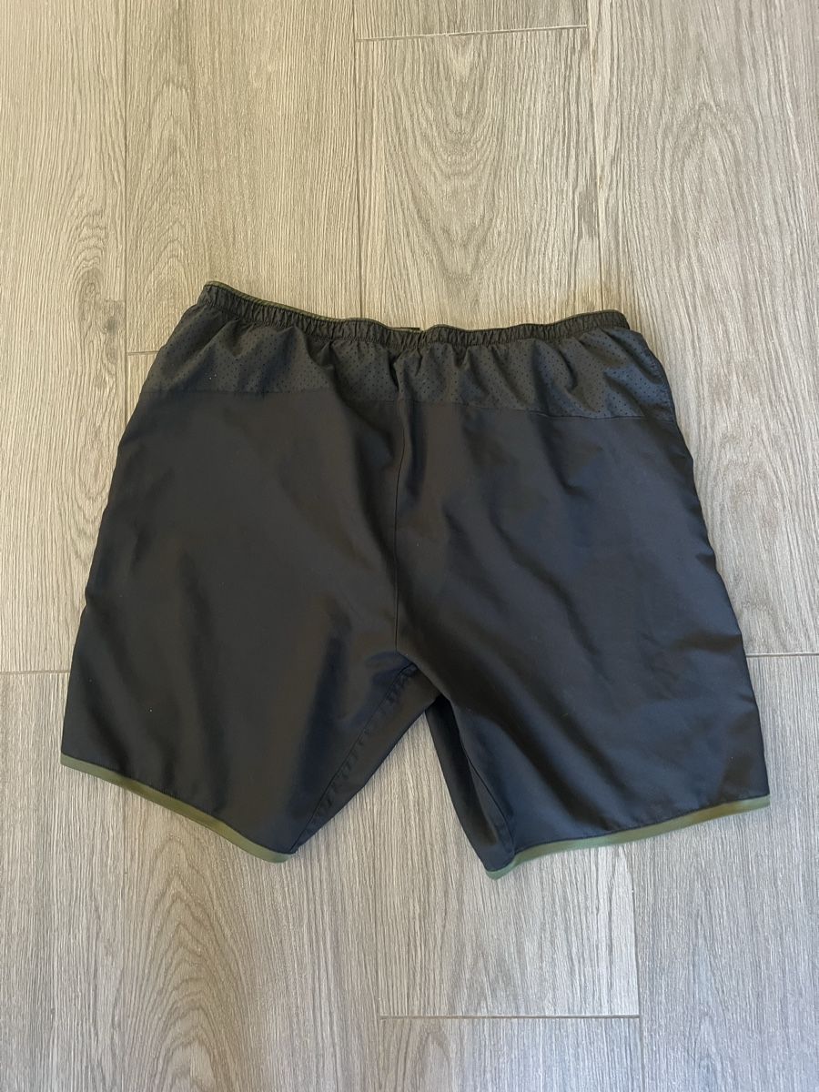 Umbro Canottiere & Pantaloni: Short Umbro Everton black – Nuovo (secondo la descrizione) da Villars-Ste-Croix venduto da Maaaat 3