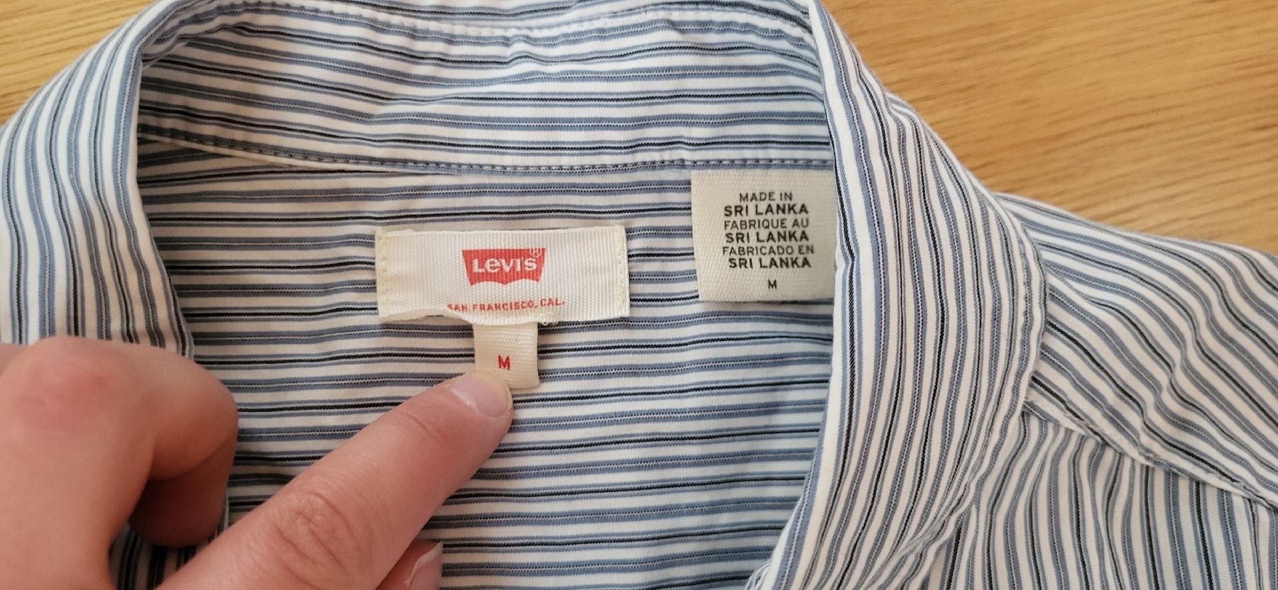 Levi's Camicette: Chemise Levi's à rayures bleues et blanches 38 – Usato da Montcherand venduto da mam_6ctf 3