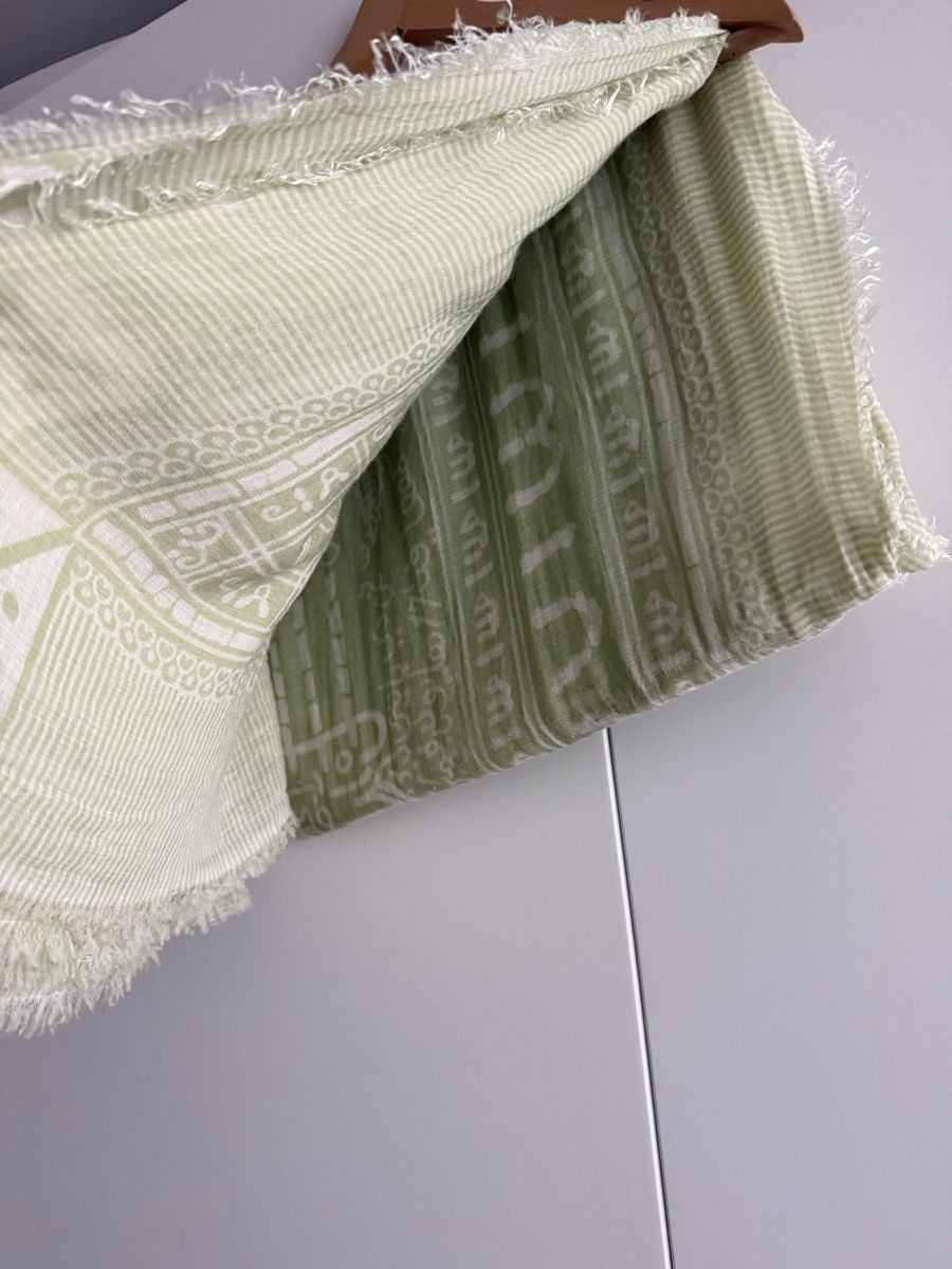 Hemisphere Foulard & Sciarpe: Hemisphere Schal – Usato da Buchs AG venduto da MiWeFe17 1