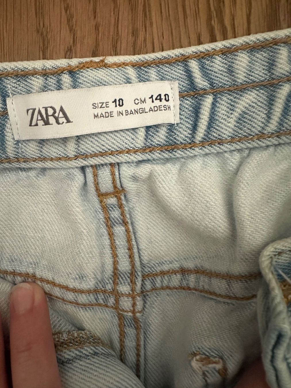 Zara Pantaloni: Zara girl jeana – Usato da Binningen venduto da mar_nz5s 2