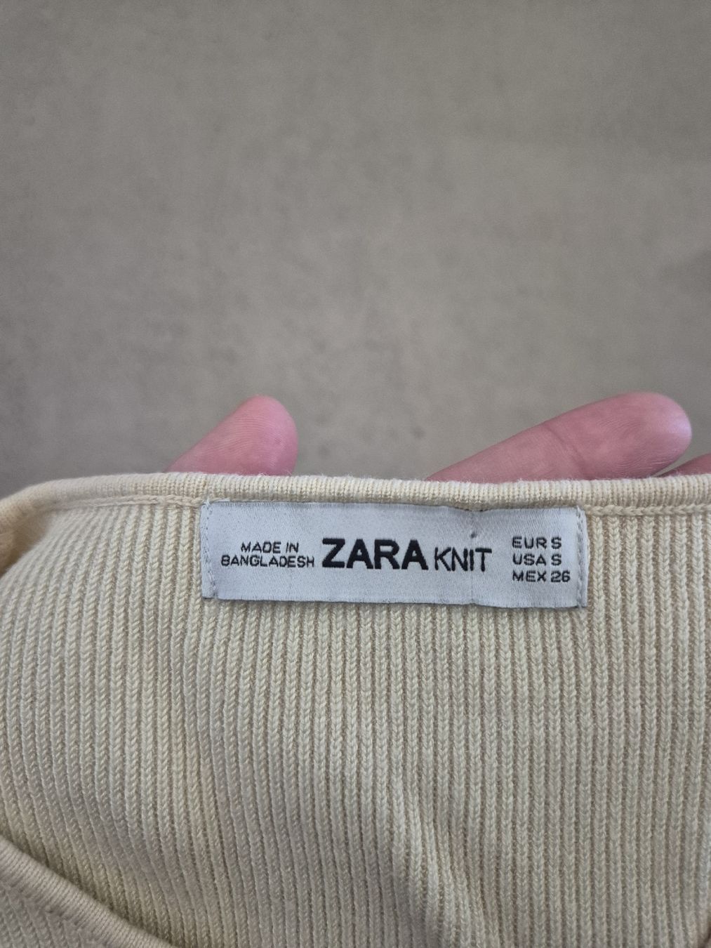 Zara Tops: Gelbes Stricktop – D'occasion à Schlieren par nat_76vd 2