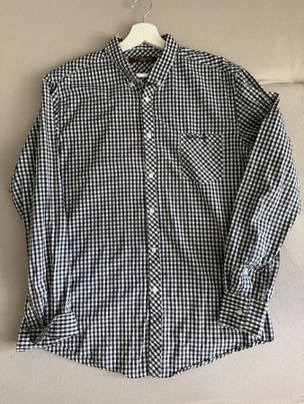 Hend Ben Sherman