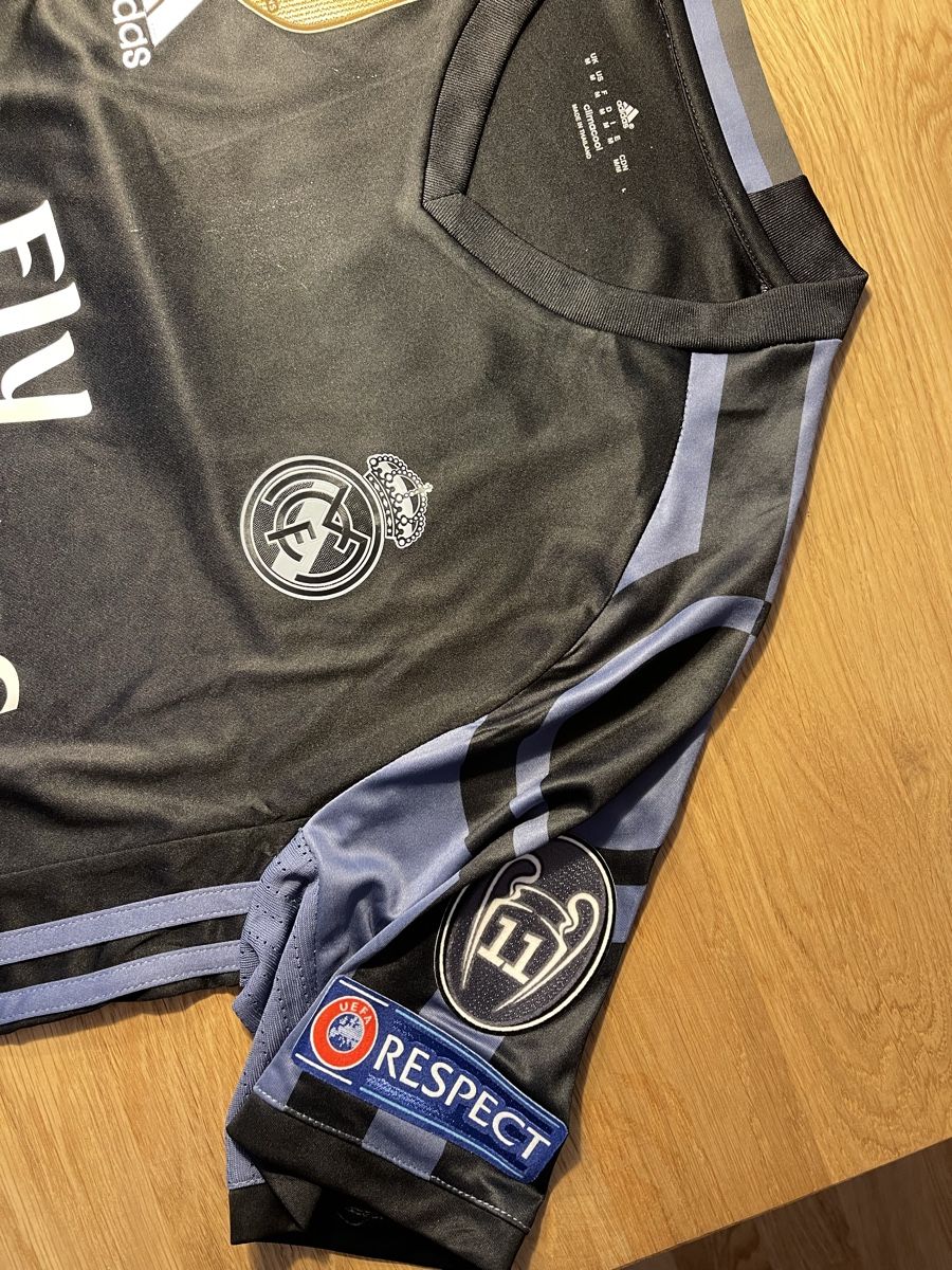 Real Madrid Canottiere & Pantaloni: Real Madrid Auswärts 2016/17 – Usato da Ballwil venduto da chieffzz 2