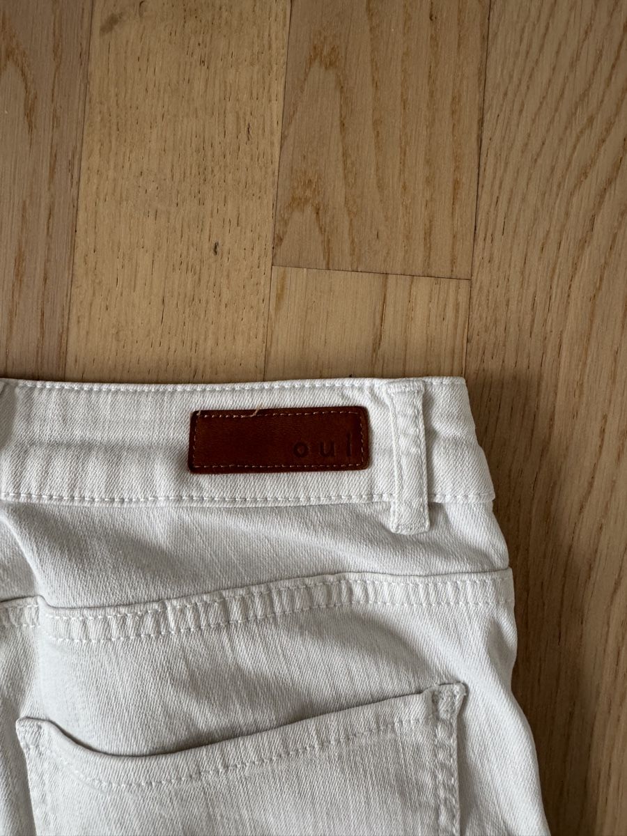 Jeans: Jeans, oui, weiss, Gr. S – Usato da Bülach venduto da E_Di 2