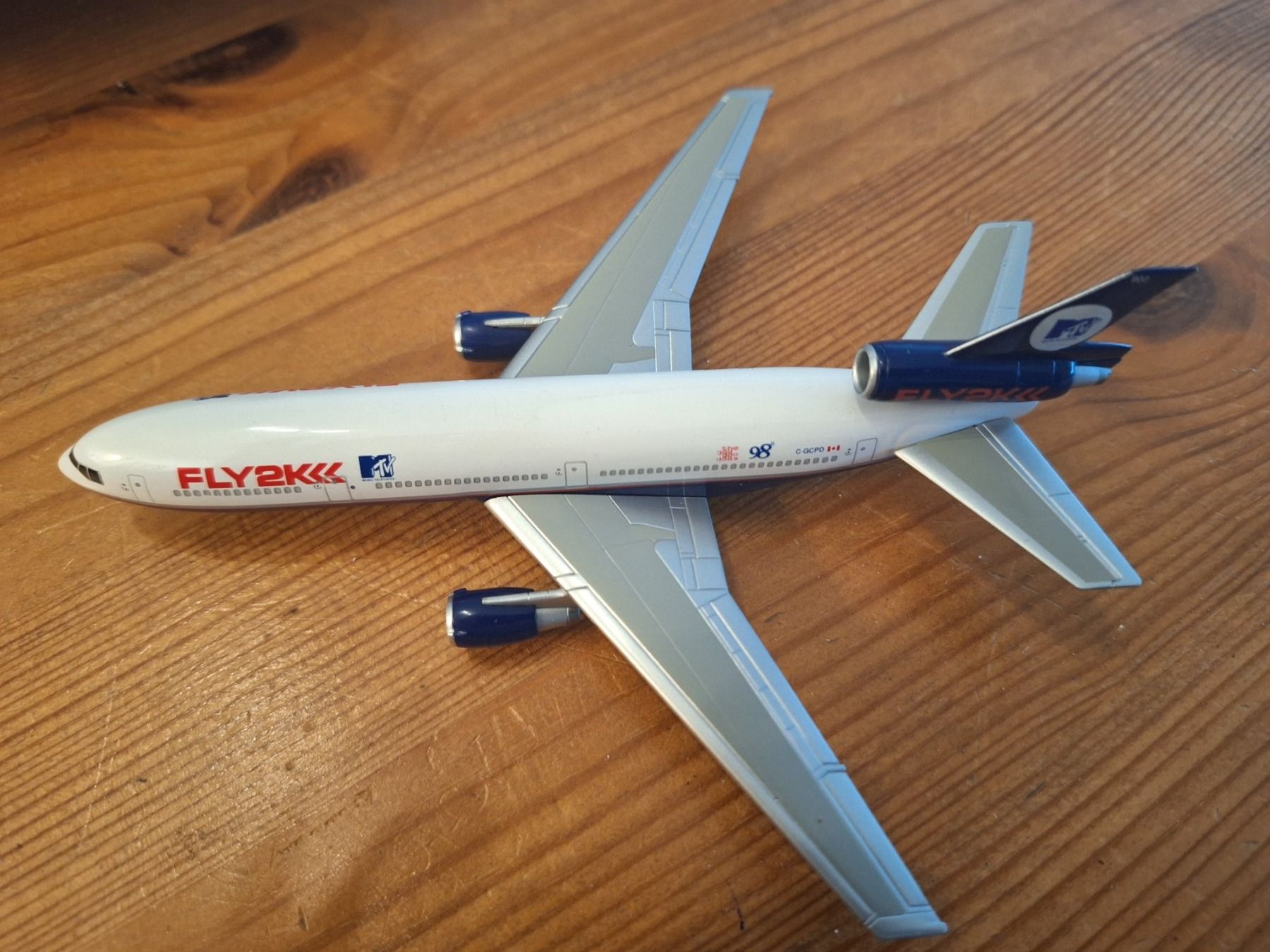 Kit di modellismo & Modellini statici: Fly2K MTV DC-10-30  1:400 – Usato da Sargans venduto da nicsam1815 1