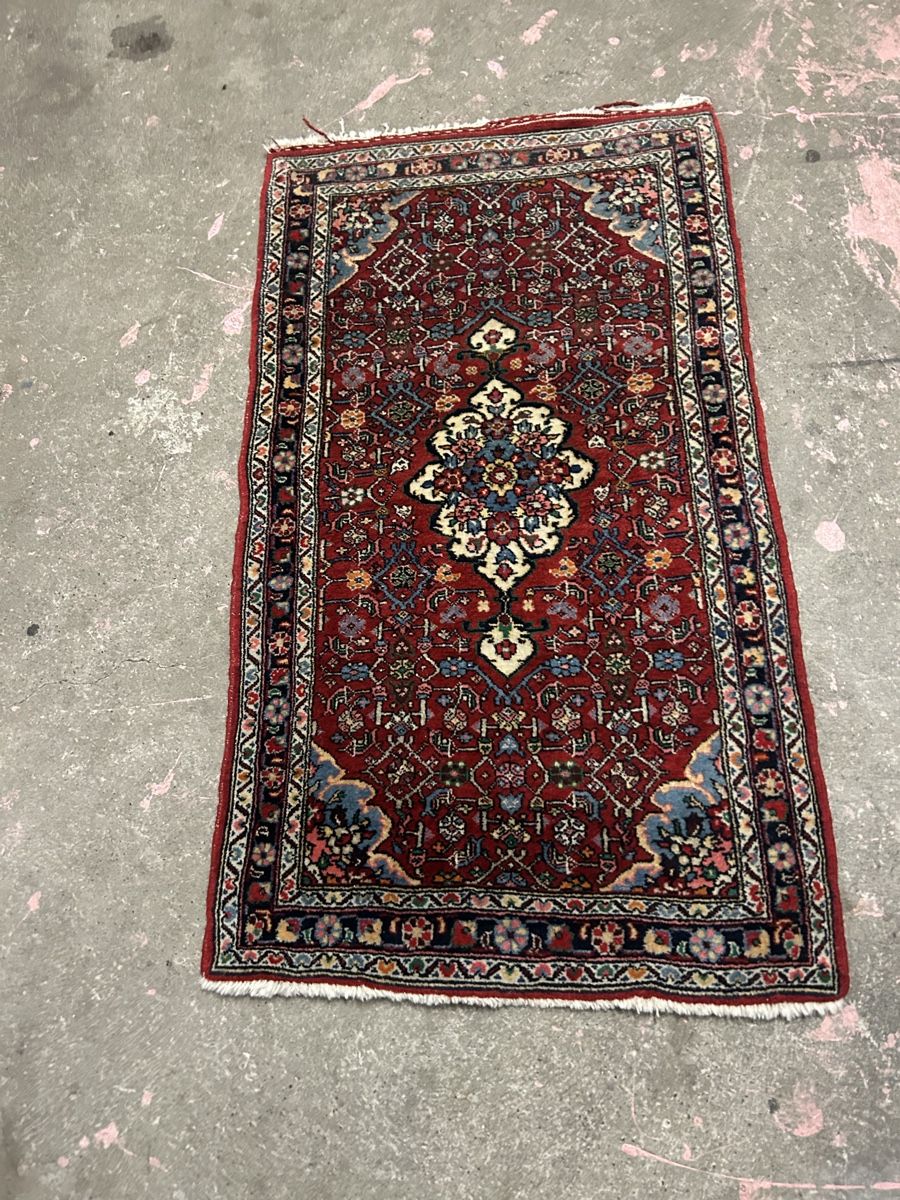 Tappeti: Teppich  – Usato da Basel venduto da Krisztina.na
