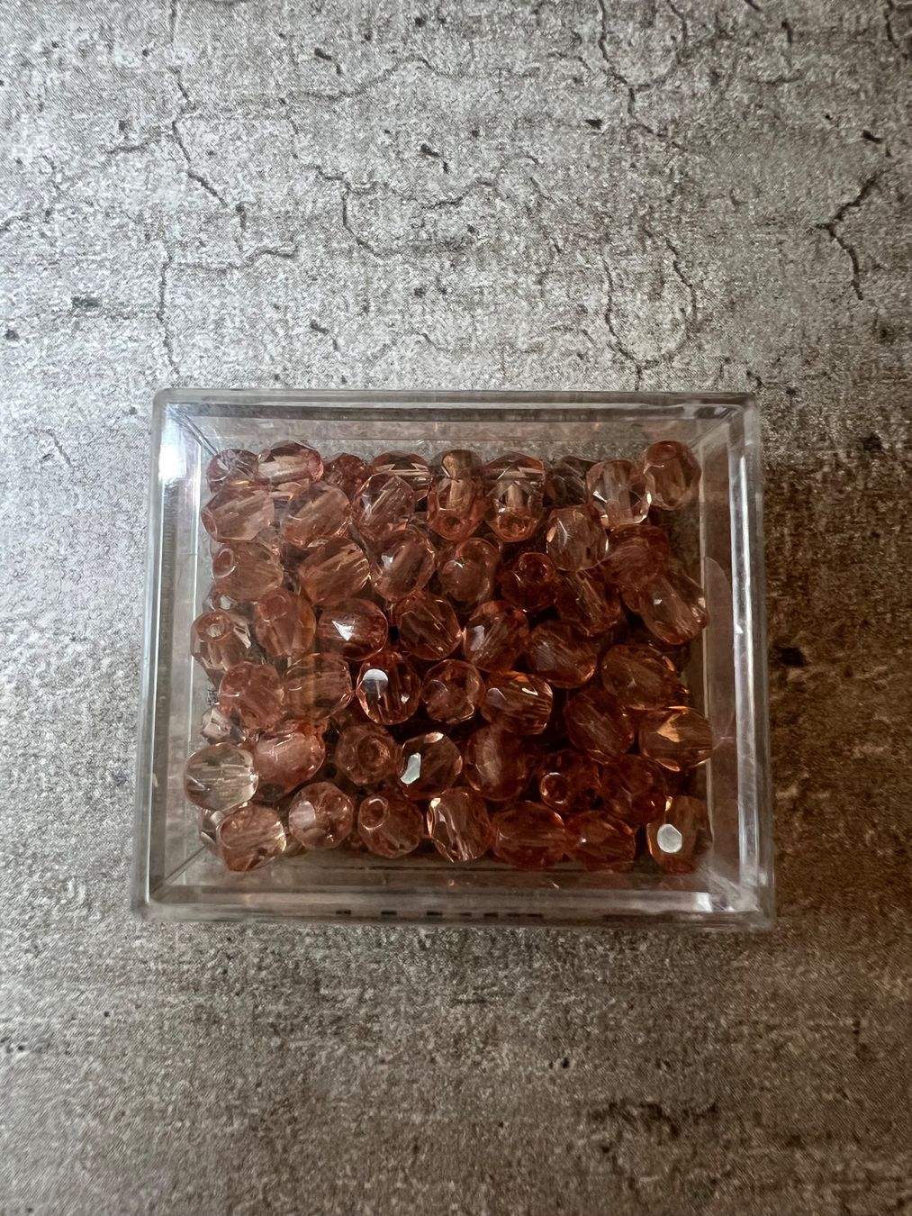 Perle (finte): Glasschliffperle - 4 mm (neu) – Nuovo e nell'imballaggio originale da Stein AG venduto da Anastasia_Asya