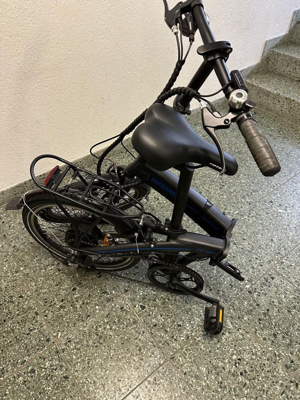 Totem Biciclette: Totem Elektrovelo Klappvelo – Usato da Wädenswil venduto da cet_gz6g 7