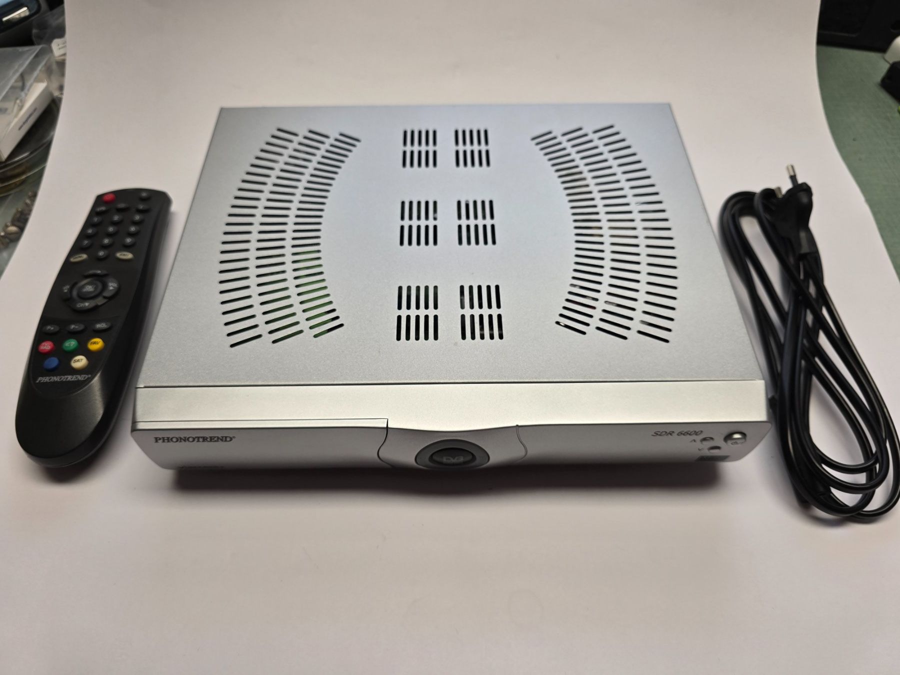 Ricevitori: Digital SAT-Receiver Phonotrend SDR6600 – Usato da Balgach venduto da Zwickau01 9