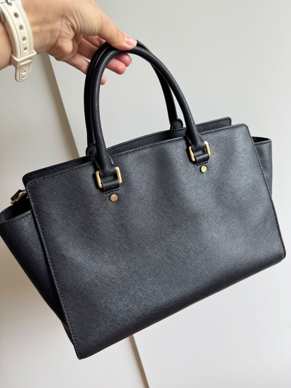 Michael Kors Borse da donna: Michael Kors Handtasche, schwarz – Usato da Triesen venduto da atos87 1