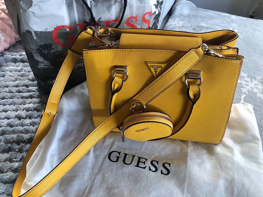 Sac à Main GUESS Beige Et Noir - Taille Moyen, Très Bon état Occasion