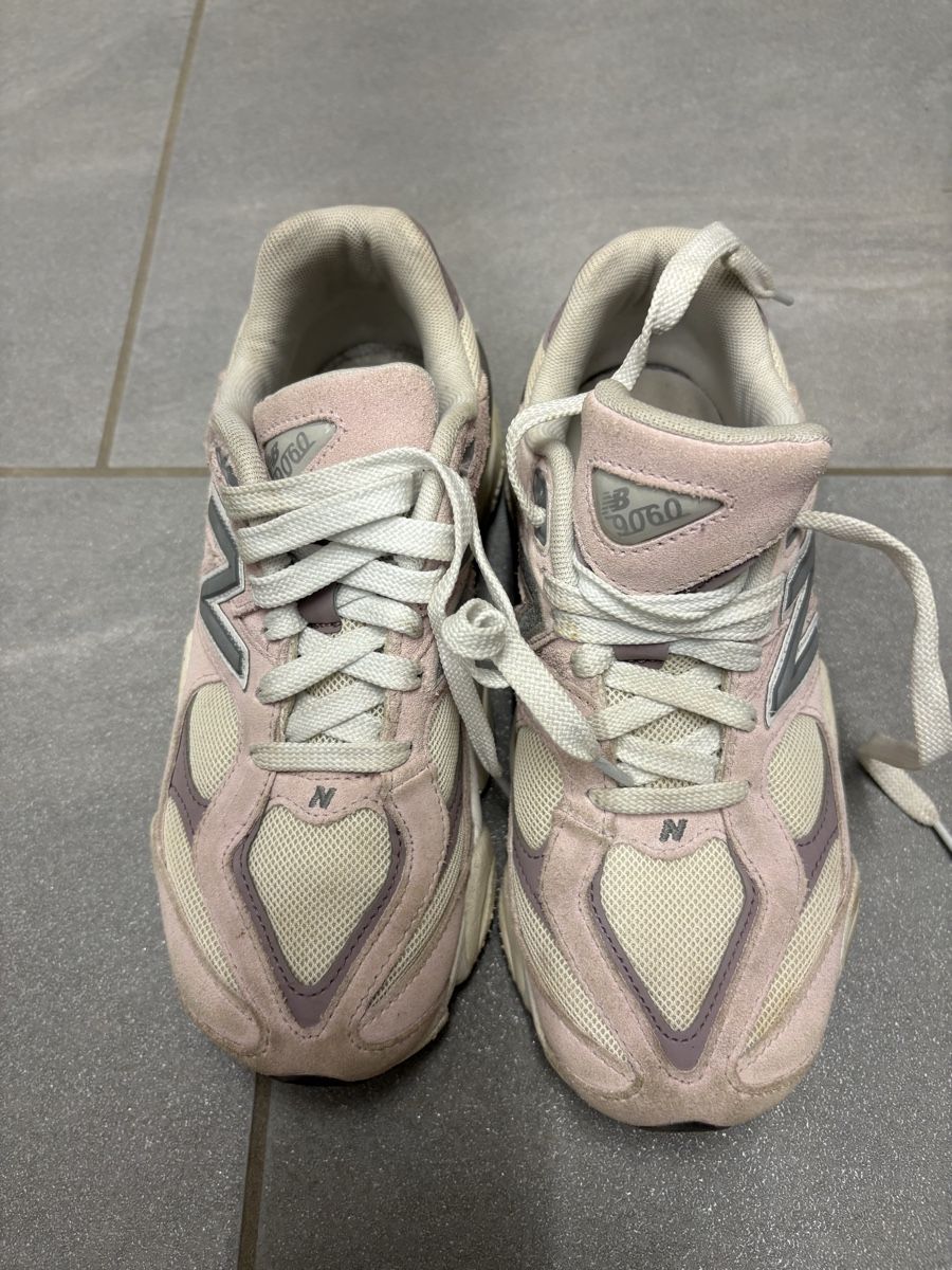 New Balance Scarpe per ragazze: New Balance 9060 Pink Turnschuhe – Usato da Witterswil venduto da gandia05