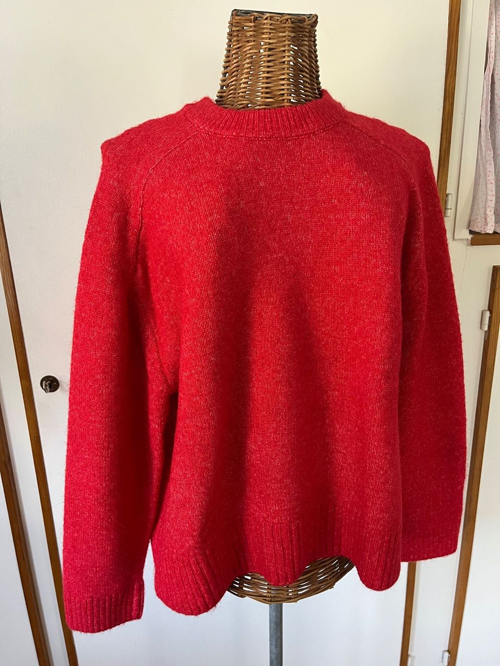 Stradivarius Maglioni & Felpe: Pullover Stradivarius Gr. S - M – Usato da Utzenstorf venduto da Ismaele 1