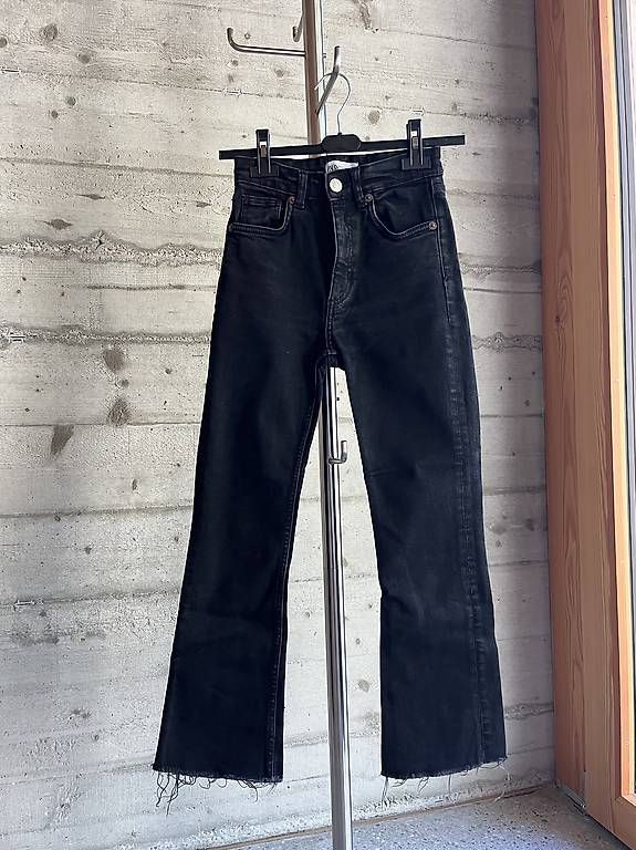 Zara Jeans: jeans donna di zara – D'occasion à Gordola par tan_rv2x