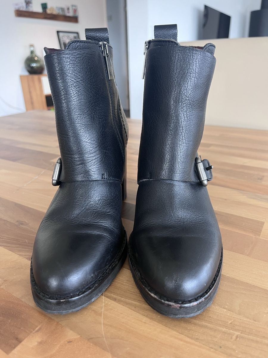 Scarpe da donna: Schwarze Lederstiefeletten Grösse 37.5 – Usato da Altstätten SG venduto da tan_lzx2 1