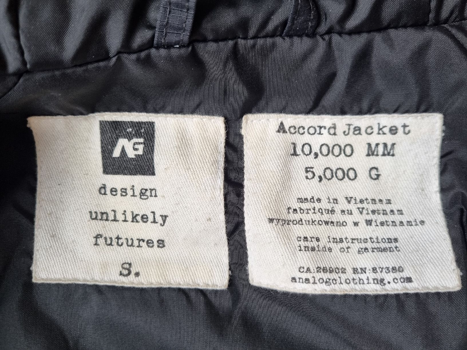 Burton Jacken: Analog Snowboardjacke – Gebraucht aus Liebefeld von Nobody7 6