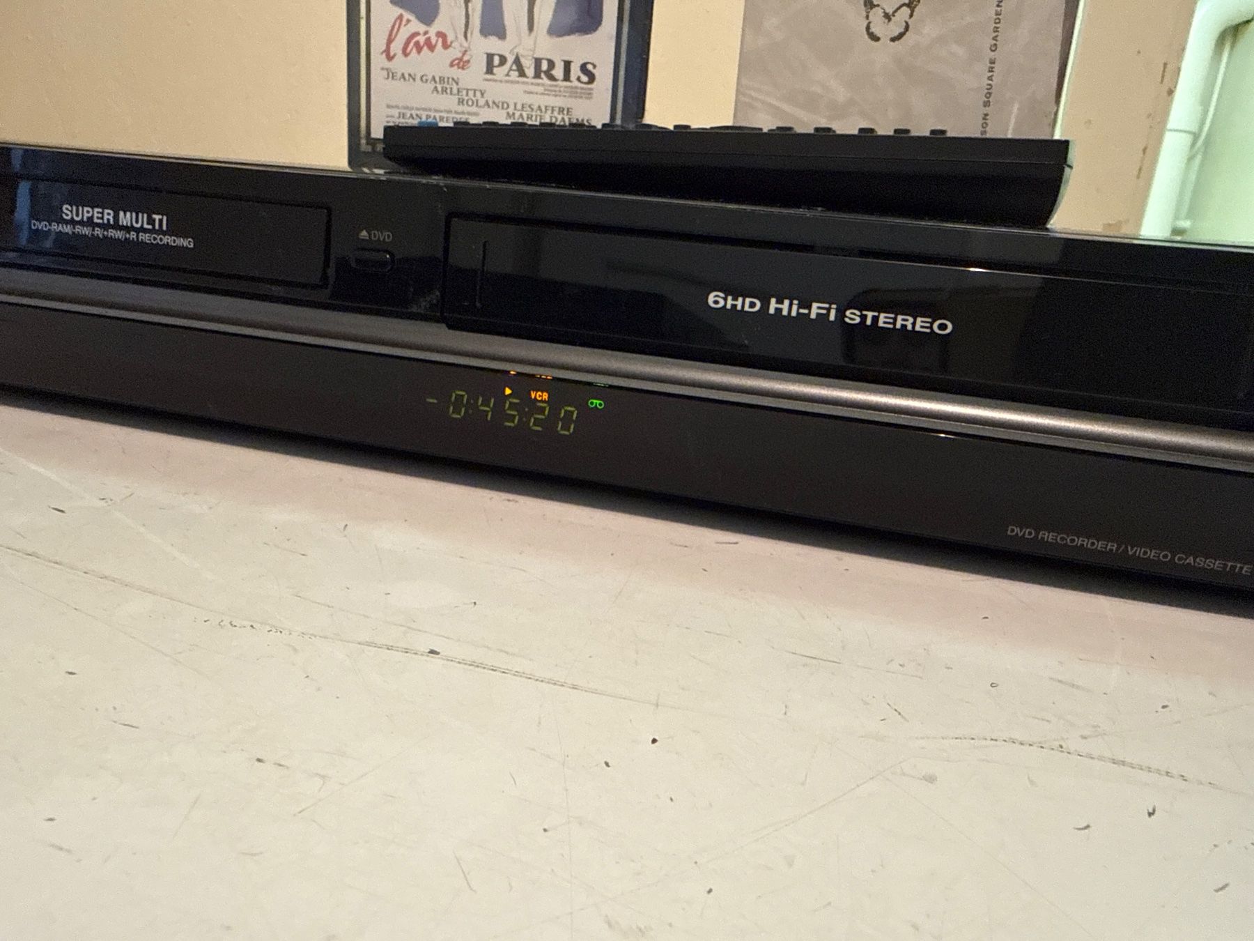 Registratori: Magnétoscope Combi HDMI VHS DVD REC – Usato da St imier venduto da sav_bjf9 1
