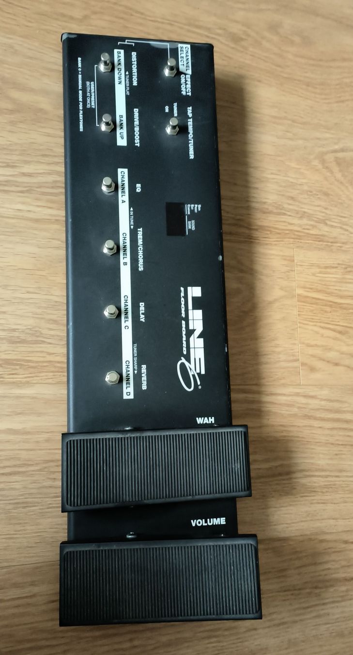 Line 6 Strumenti musicali: Line 6 Gitarren Pedal – Usato da Thun venduto da soundwg 1