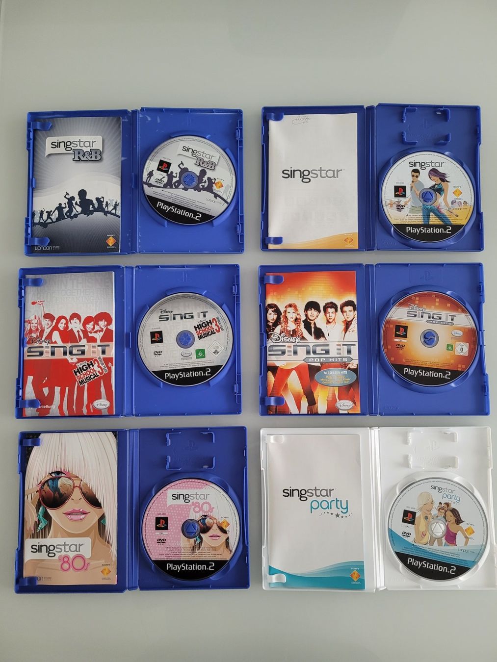 Giochi: 6x SingStar / Sing It / Playstation 2 (PAL) – Usato da Uezwil venduto da -Retrogames- 1