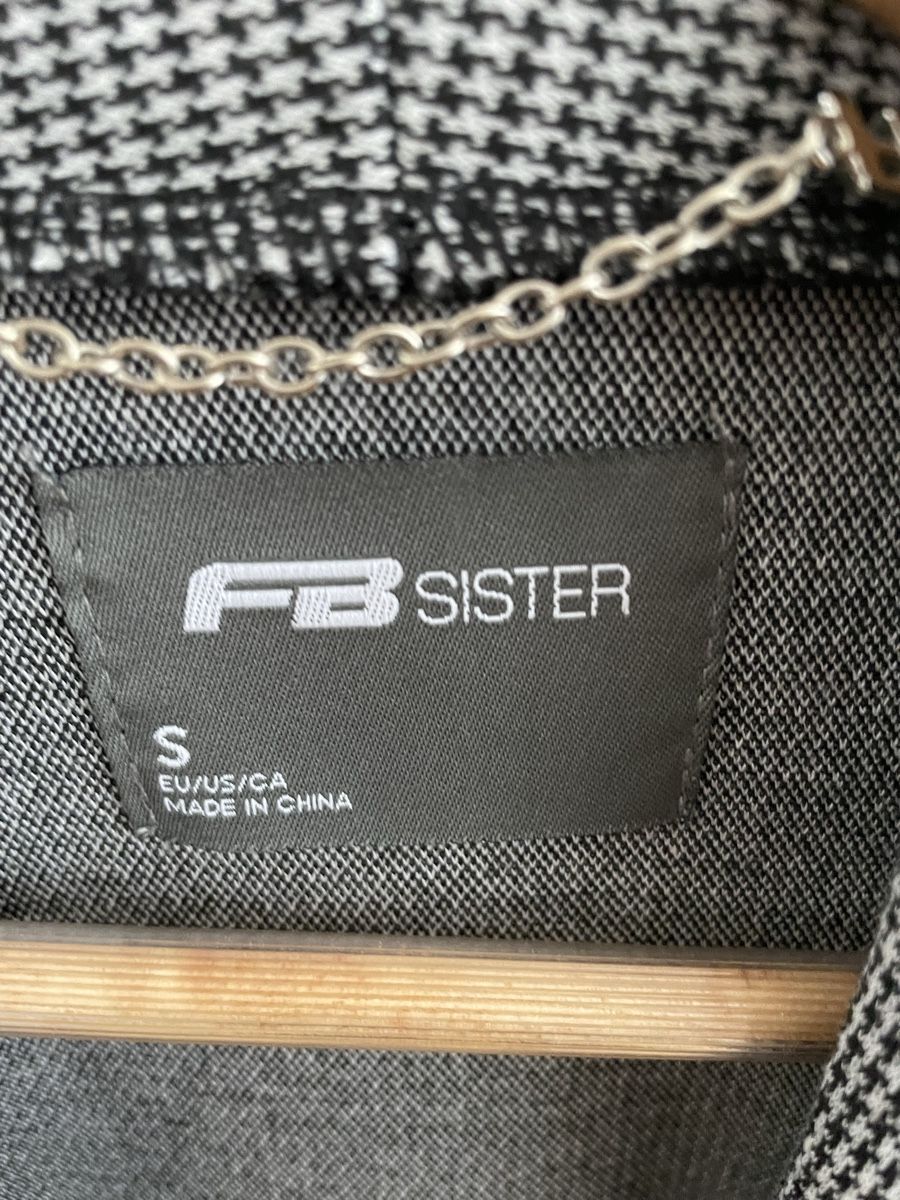 Vestes: Blazer, Grösse S – D'occasion à Oberwil BL par Petermib 1