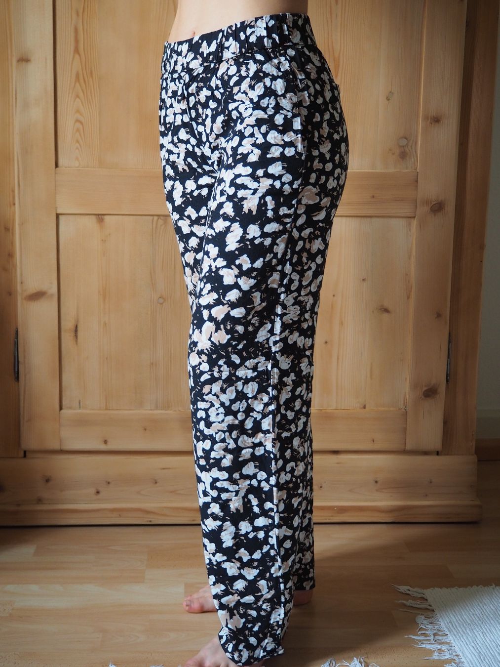 Hosen: Gemusterte Sommerhose von Minimum – Gebraucht aus Oberwil BL von Fialova 2