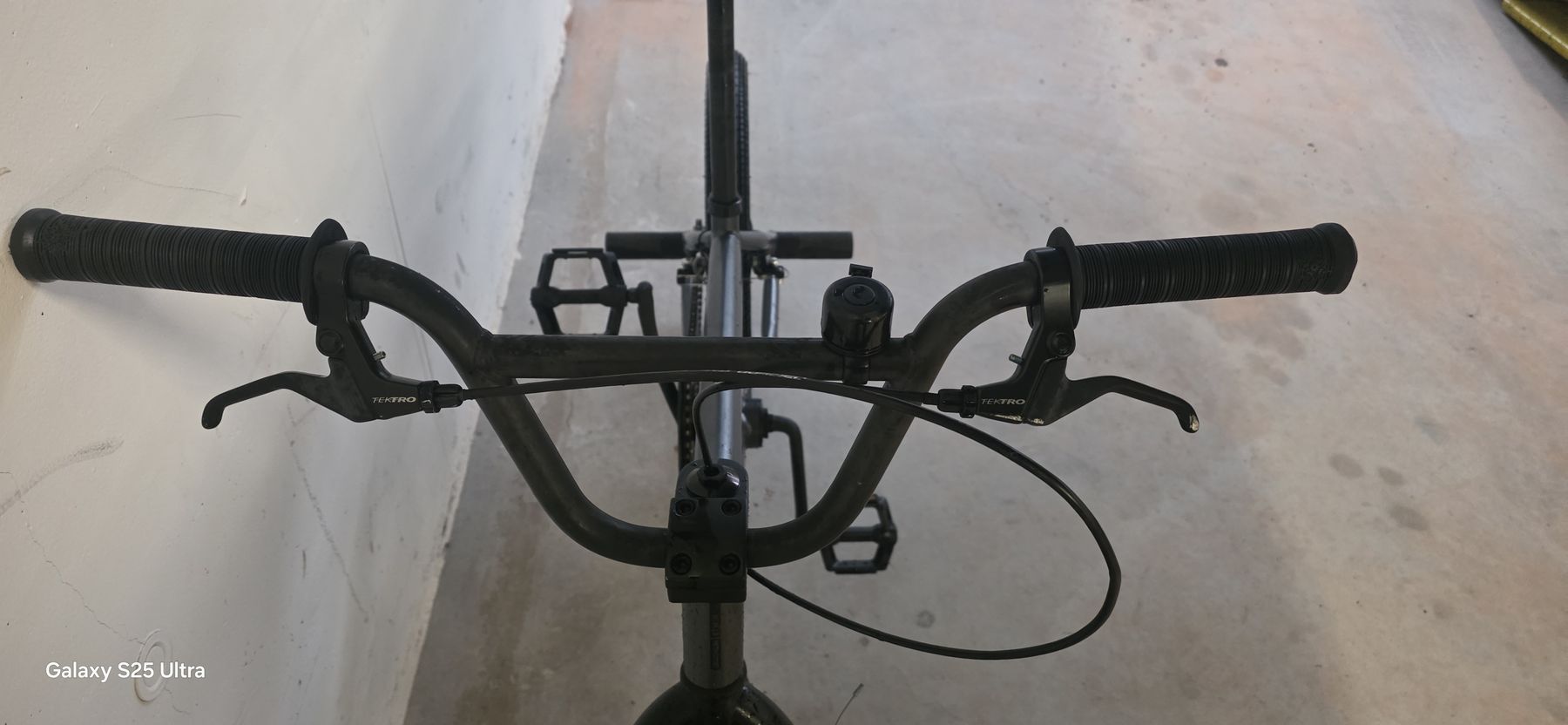 Decathlon Biciclette: BMX B'TWIN / Decathlon 20 Zoll – Usato da Buchs SG venduto da MATGEOMAR 2
