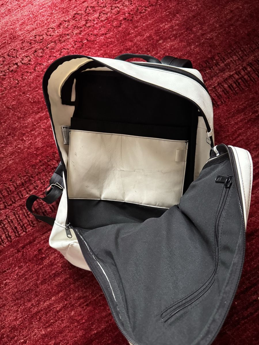 Freitag Zaini: FREITAG HAZZARD F306 – Nuovo (secondo la descrizione) da Zürich venduto da zhk5 4