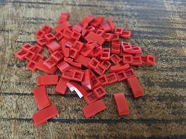 lego 11477 lot de 70 pièces Red Slope, Curved 2 x 1 x 2/3