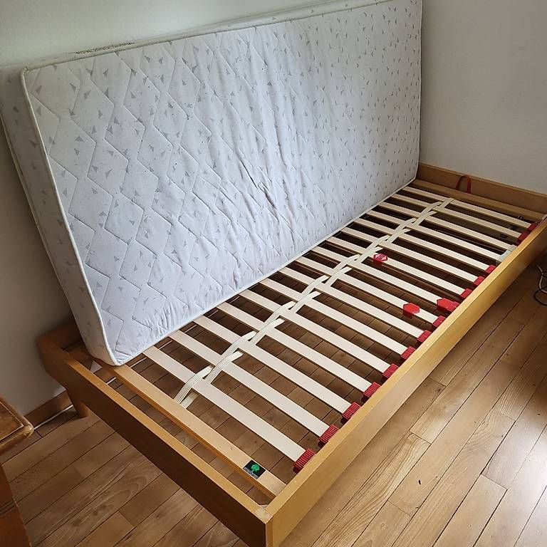 Lits: Bett    95 x 195 cm – D'occasion à Bern par ccr_f89t