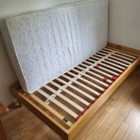 Bett    95 x 195 cm