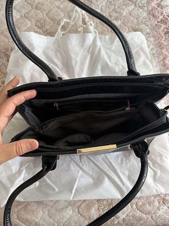 Borse da donna: Handtasche  – Usato da Kloten venduto da Privat2011 1